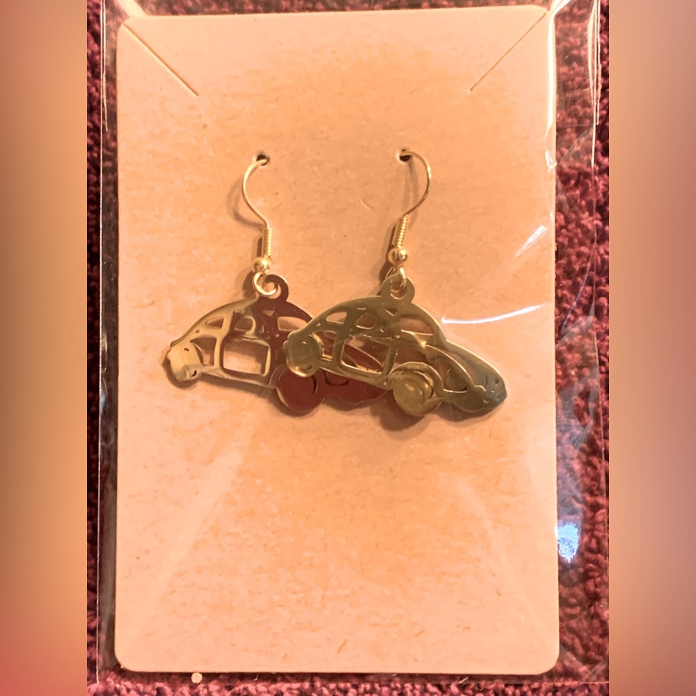 VW Volkeswagen Beetle NWT Earrings